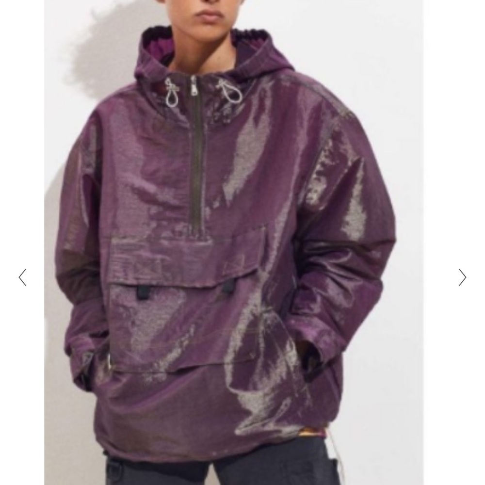 URBAN OUTFITTERS iridescent pullover wind breaker